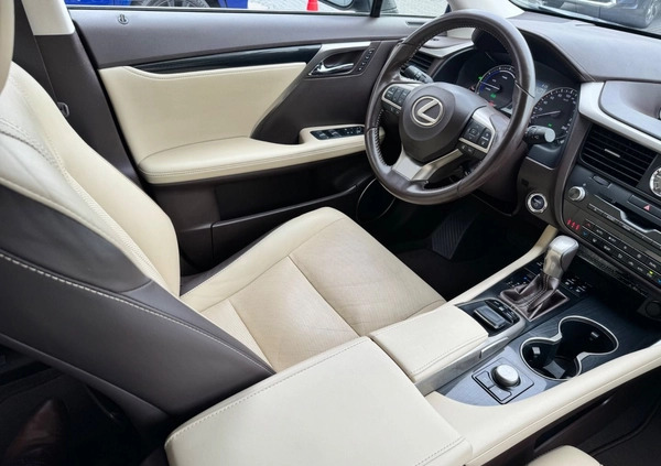 Lexus RX cena 169900 przebieg: 109691, rok produkcji 2018 z Tyczyn małe 562